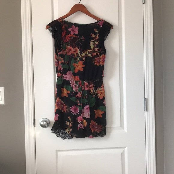 Parisian Collection hand crafted with love floral romper - Picture 2 of 3